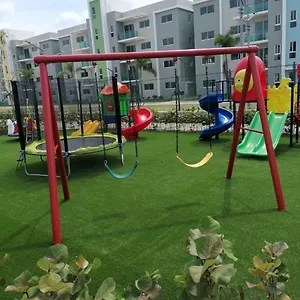 Confortable De 3 Tres Habitaciones, Con Hermosa Vista De Area Verde, Ademas De Piscinas Y Juegos Infantiles En Area Recreativa Apartamento Santiago De Los Caballeros