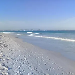 https://casa-a-poucos-metros-da-praia-do-pontal-arraial-do-cabo.cabofriohotels.org