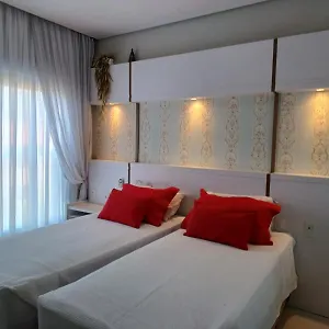 Costao Gaivotas Santinho Apartamento